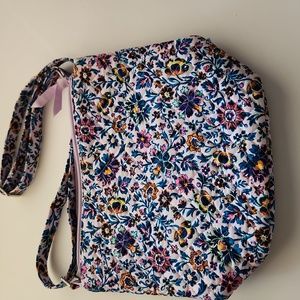 Vera Bradley,